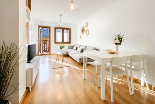 Villanua Apartment | Apartamento de montaña y ESQUÍ en el Pirineo Aragonés, Villanúa - WIFI