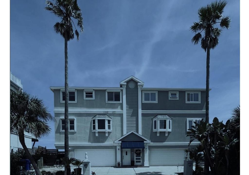 Vilano Beach Apartment | Breathtaking Beach Front House home