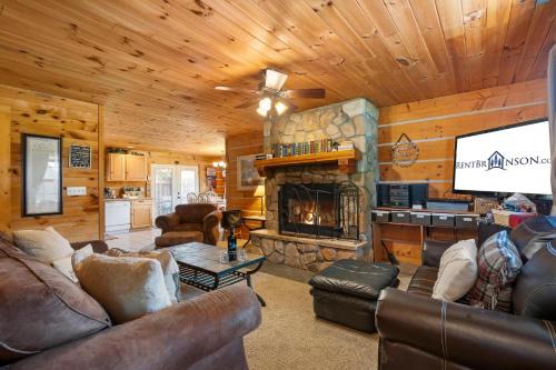 Big Cedars House | Highpoint