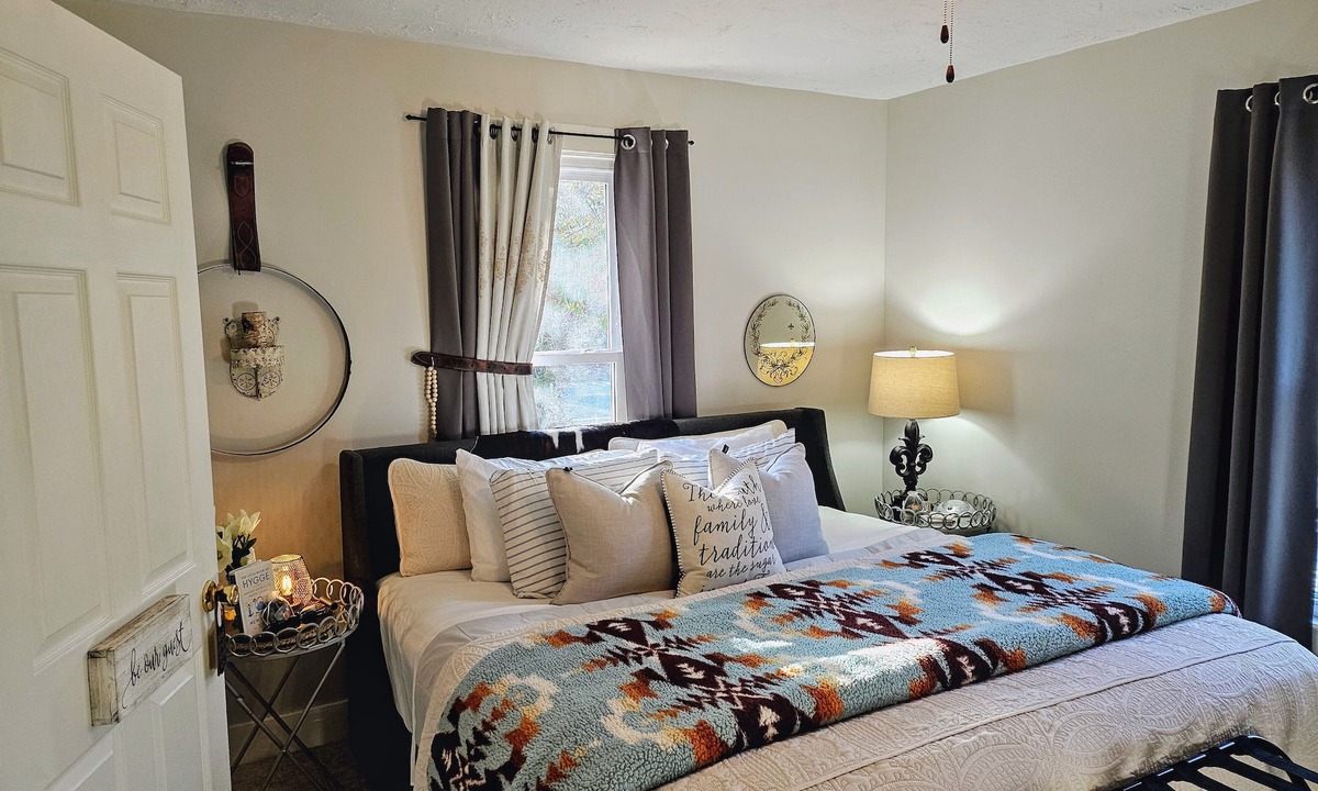 Taylorsville Cottage | Hygge Creek Cottage near Bourbon Trail, Taylorsville Lake, Derby & Kayaking