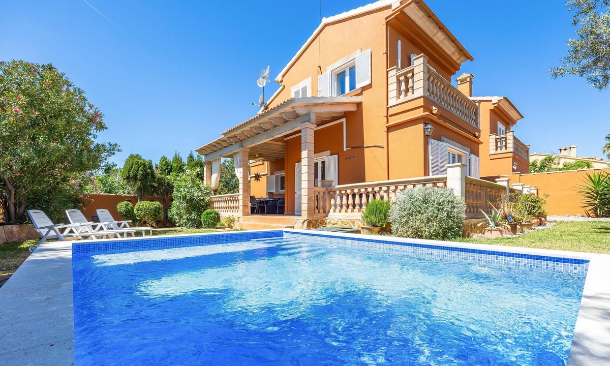 Badia Gran Villa | Villa 'Amelia Cerca De Cala Pi' with Private Terrace, Wi-Fi and Air Conditioning