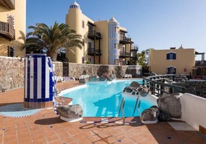 Altamar 52 with terrace & pool By CanariasGetaway in Playa del Aguila