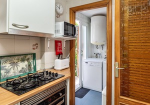 Apartment 'Londres 30' with Sea View, Wi-Fi and Air Conditioning in Pollença