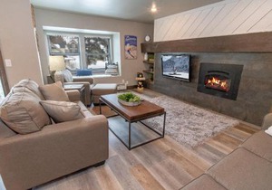 Longbranch 202 Condo Excellent Location Remodeled in Breckenridge