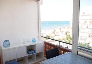Miramar 32C in Roses