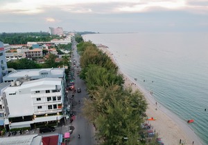 The Beach Cha am Suite in Cha-am