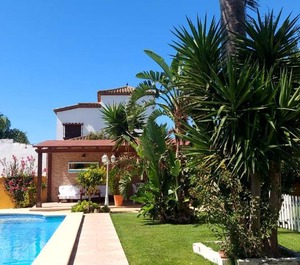 Chalet Huerta Con Piscina 