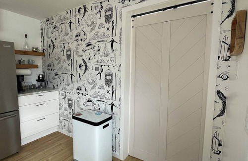 Ship Bottom House | Affordable BoHo Beach House, 1st floor unit, Sleeps 6, 4 beds, 1.5 baths