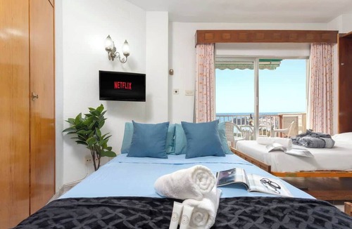 Velilla-Taramay Apartment | Beachfront Apartment, El Paseo, A/C - WiFi