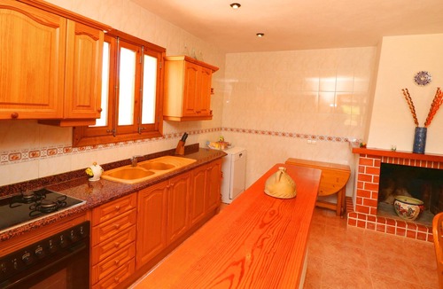 Campos Villa | Can Toni, Wi-fi, Pool, Garden, 15 Minutes From the beach Es Trenc