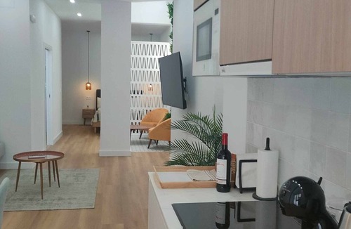 San Vicente Apartment | Carmen Street, Seville, Historic Center B2
