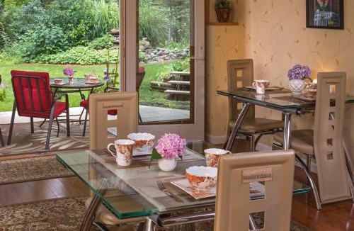 Stroudsburg Bed & Breakfast | Cherry Valley Manor