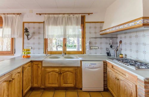 Banyeres del Penedes Villa | Club Villamar - Stunning home with private pool in a quiet area for a relaxing family holiday