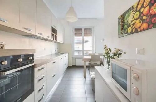 Como Apartment | Como 101, downtown
