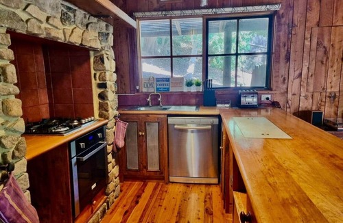 Warburton House | Forget Me Not Cottages-Music Room