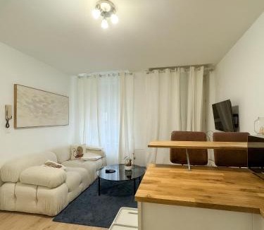 Hastings Apartment | Héra