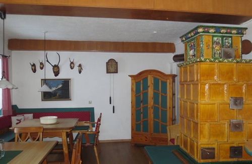 Vorderstoder House | Holiday home in a mountain village with a fantastic mountain backdrop