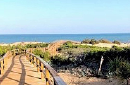 Guardamar del Segura House | House 6 pers, 700m from the beach in residential with swimming pool