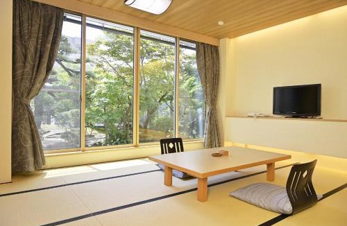 Iwai Onsen Hotel | Kansuitei Kozeniya