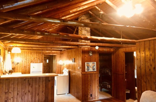 Three Rivers Cabin | Lake Cabin on 500 acre all sports lake, Snug Harbor close to Vicksburg,Kalamazoo