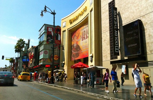 Hollywood House | LOCATION! LOCATION! House near Hollywood Walk of Fame & tourist attractions!