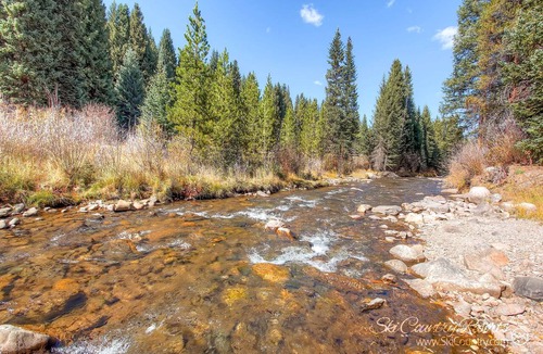 Peak 9 Condo | Perfect for Groups! Sleeps 10. Breathtaking Views, Walk to Slopes