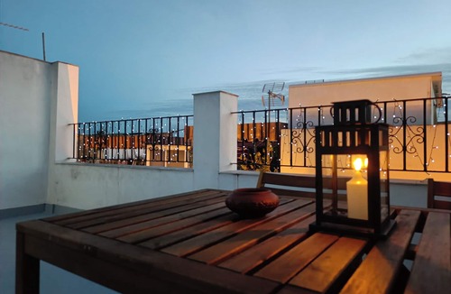 Jerez de la Frontera House | Private, sunny terrace, aircon, minutes from the centre