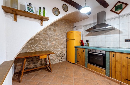 Torrelles de Foix House | Rural House 'Mas Colom-Can Cruset' with Mountain Views, Private Pool & Wi-Fi