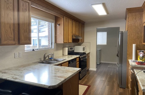 Sandy House | Ski Resort Comfy Vacation Home Minutes from Top Ski Resorts in Utah