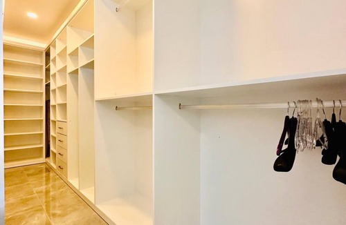 Kusadasi House | Spacious Garden & Luxury Family Villa with Private Pool in Kusadasi