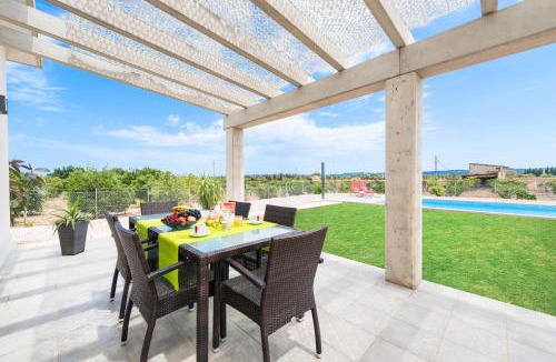 Majorca Villa | Villa Albaimar with swimming pool and garden