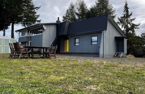 National Park Village Cabin | Waimarino Adventure Lodge - Great for Large groups.