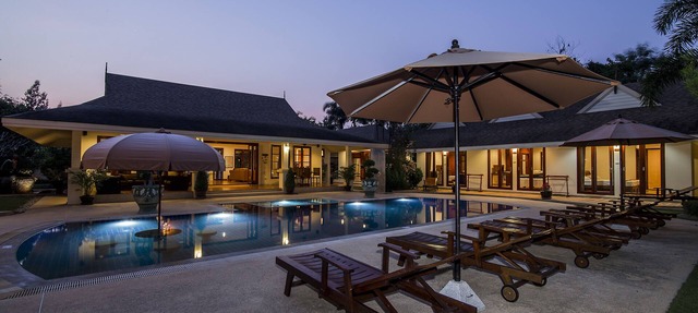 1900m2 private villa with big pool, perfect for families & fast WiFi. In Hua Hin in Hua Hin