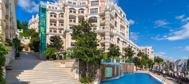 1BD Ap in a Private Complex - Private pool & beach in Varna