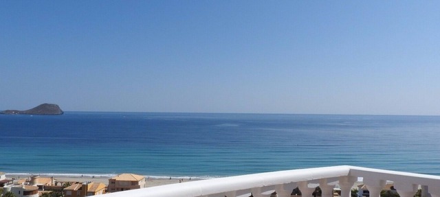 2 bedrooms on the top floor + 90m2 of private solarium in La Manga Del Mar Menor