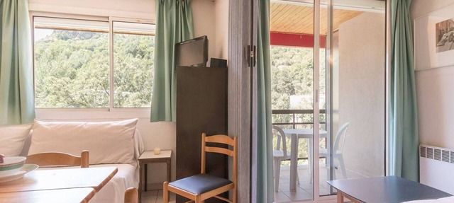 2-Room Apartment - Sleeps 6, Near Prorel Lift and Briançon Center in Briançon