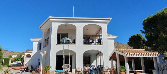 6/10 people - Ground floor garden feet 400m from the beach of San Gines in Cartagena