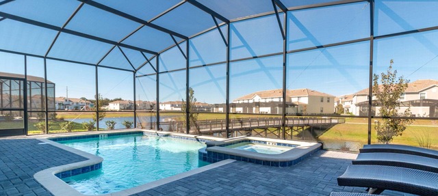 6BR Luxury Villa: Pool, Spa, Game Room & Disney Magic 2957 FS in Kissimmee