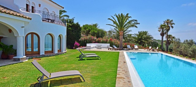 A cosy Andalusian-style villa, sleeping up to 10 people in Tarifa