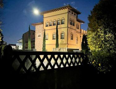 Accomodation Hotel Castello Il Codirosso in Cesate