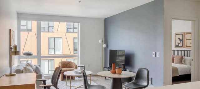 Airy Central District 1BR w/Gym & Pets, nr Dining, by Blueground in Seattle
