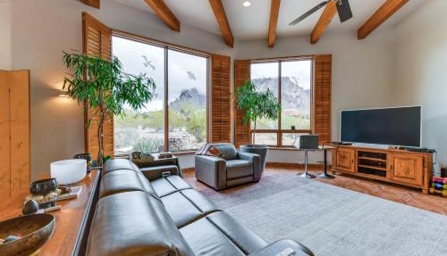 Apache Junction Desert Gem with Patio and Views! in Apache Junction