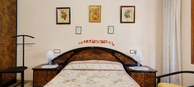 Apartment 'Can Molone' with Wi-Fi in Cornudella de Montsant