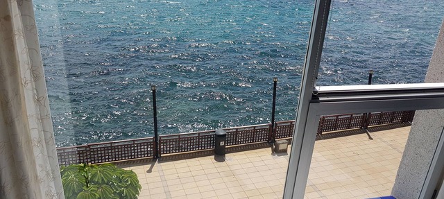 Apartment BrisaMarCanarias 1st line Sea wifi/Sat Solarium 3 room 2bathroom Views in Arinaga