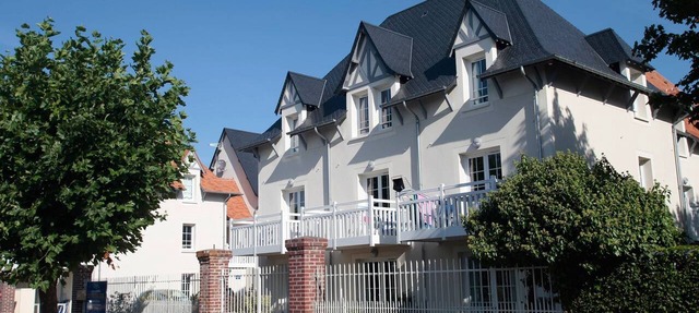 Apartment in France with Balcony or Terrace in Cabourg