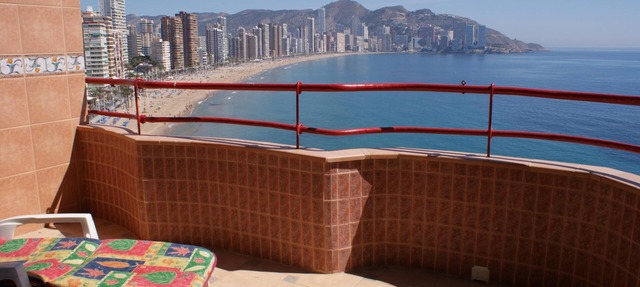 Apartment on the beachfront of Levante and in the heart of the city in Benidorm