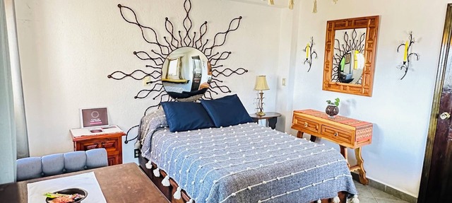 Apartment with kitchenette, garden and panoramic view in Taxco