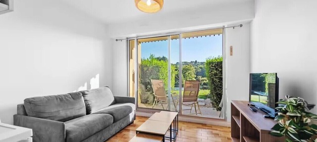 Apartment with view on the golf of Houlgate in Houlgate