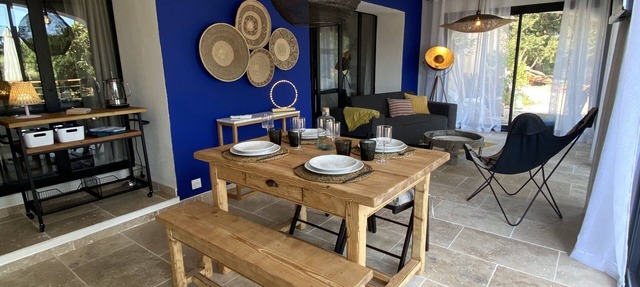 Appartement de Charme Neuf, en Pleine Nature Avec Piscine Privative Chauffée in Grimaud