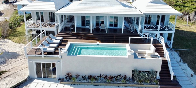 Bali Style Luxury Beach Front Pool Home with Amazing Views. 5 BR, 5.5 baths in Great Guana Cay